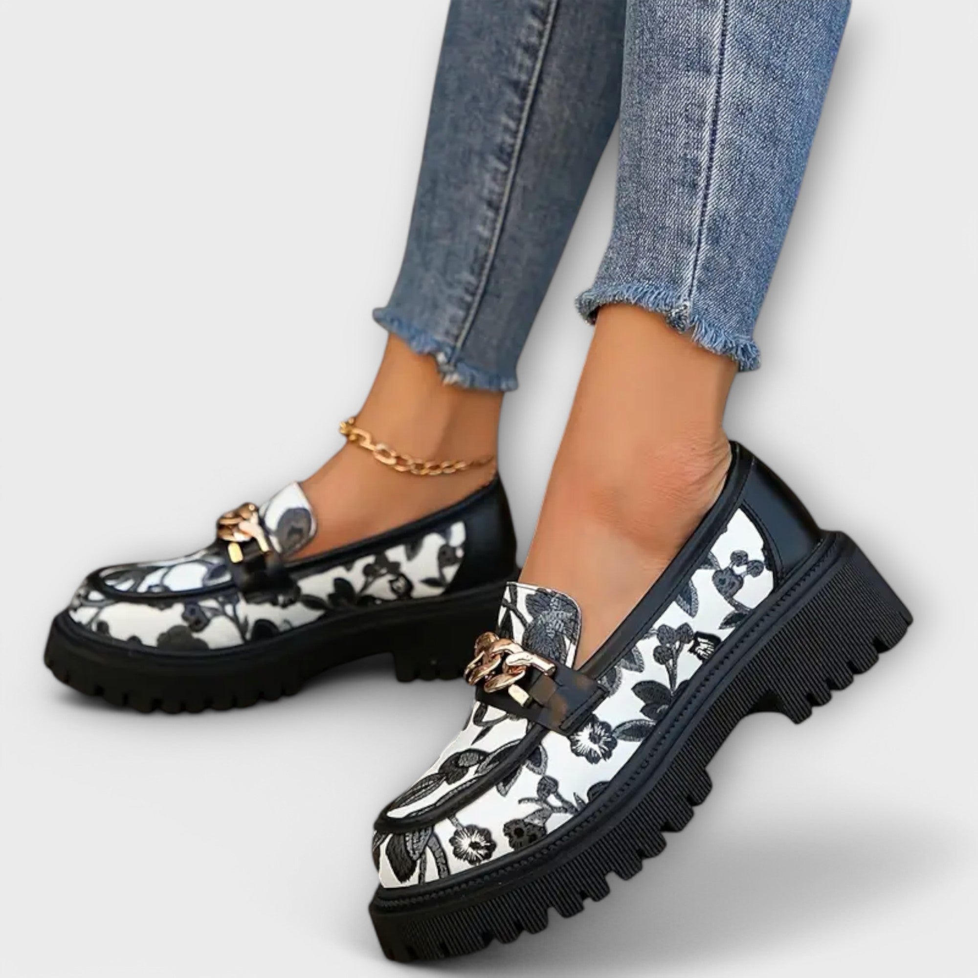 Women’s Loafers, Retro Floral Pattern, Metal Buckle, Thick Sole, Summer Comfort