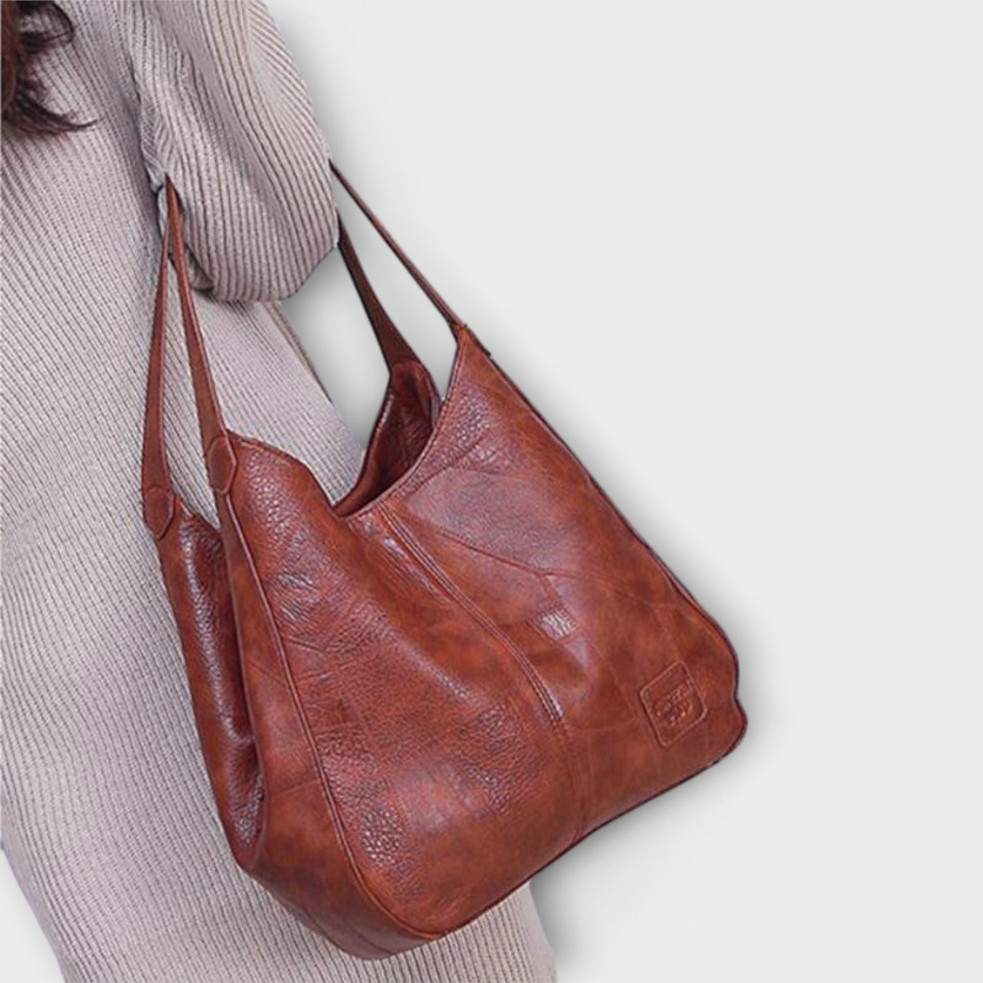 Women’s Leather Shoulder Bag, Classic Design, Spacious Interior, Durable and Practical Everyday Accessory
