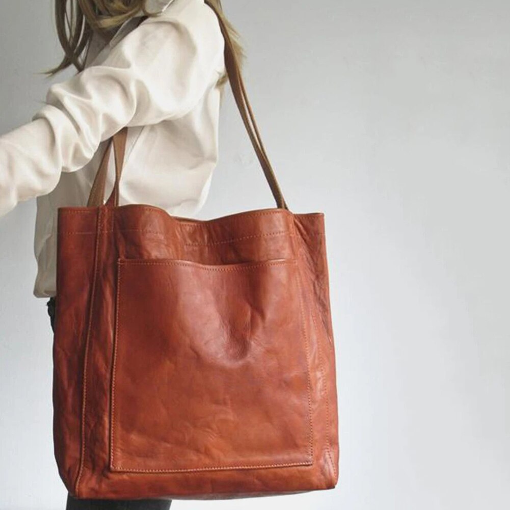 Shoulder Bag, Timeless Design, Spacious Interior, Organized Compartments, Versatile Use