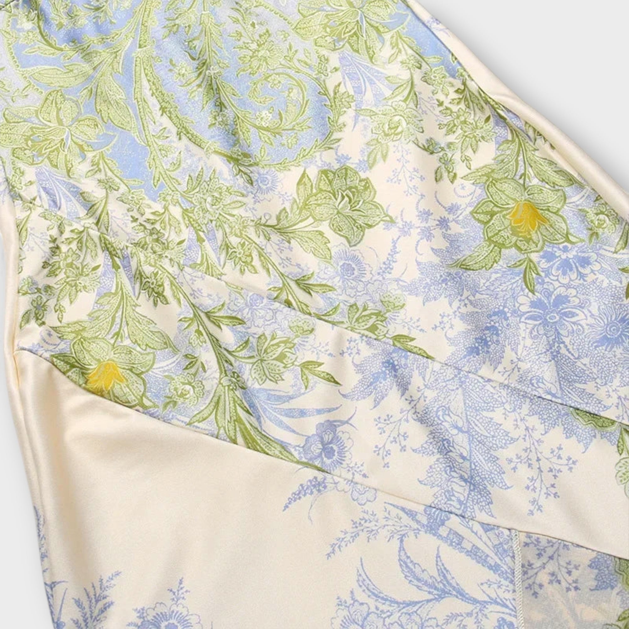 Women’s Lightweight Dress, Elastane Polyester Blend, Flowing Fit, Boho-Chic Style