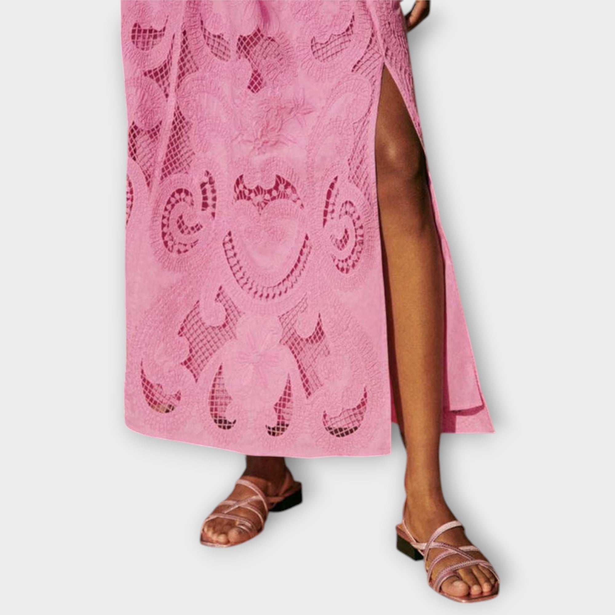 Women’s Maxi Dress, Ankle-Length, Sleeveless, Round Neckline, Tailored Fit, Lace with Cutout Embroidery