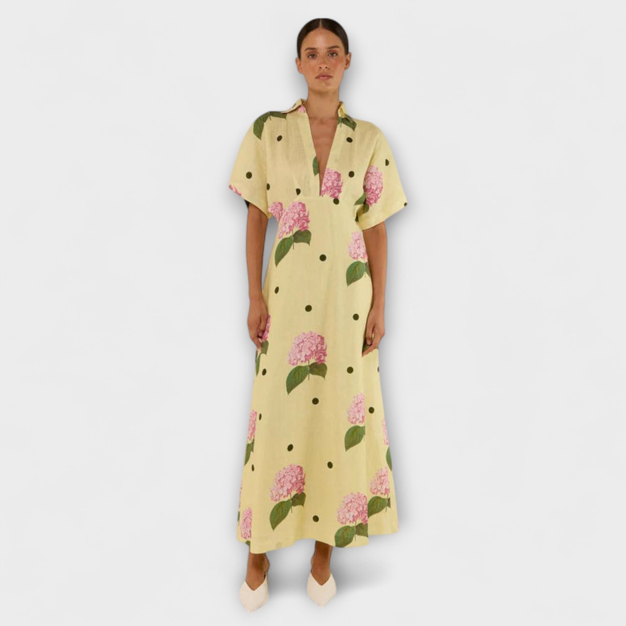 Women’s Polka Dot Midi Dress, Sleeveless, Tailored Fit, V-Neckline, A-Line Skirt, Lace Collar, Belted Waist