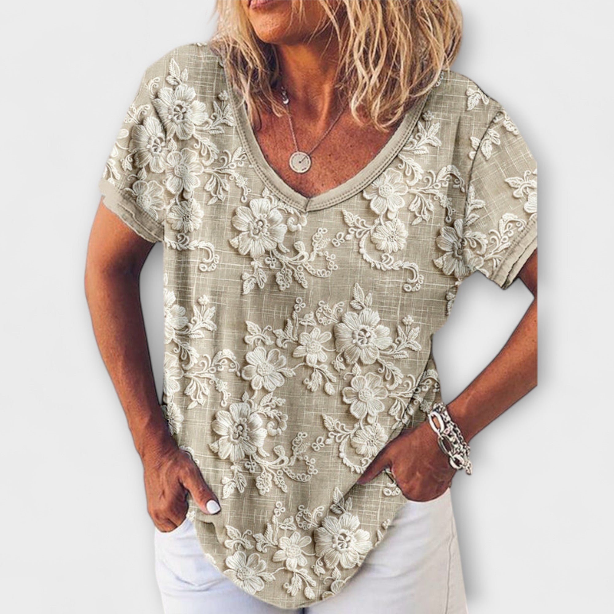 Women’s Printed Floral Blouse, V-Neckline, Loose Fit, Rounded Hem