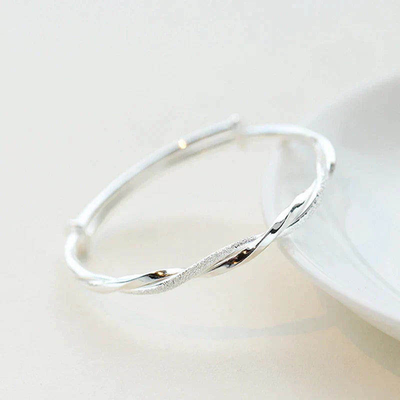 Women’s Bracelet, Elegant Versatile Design, Modern Classic Style