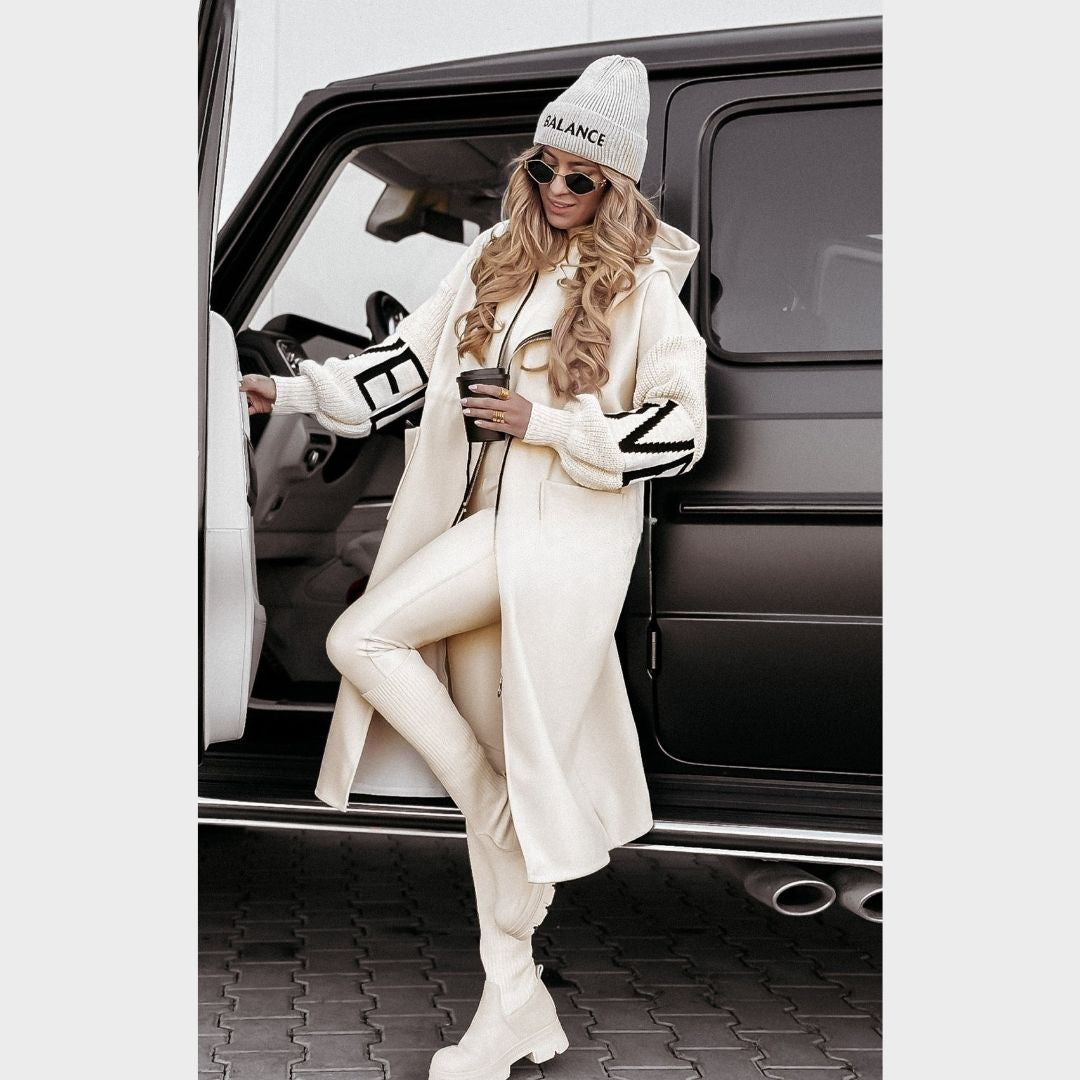 Women’s Wool-Blend Coat, Tailored Fit, Long Sleeve, Zip Closure, Wool-Trimmed Sleeves