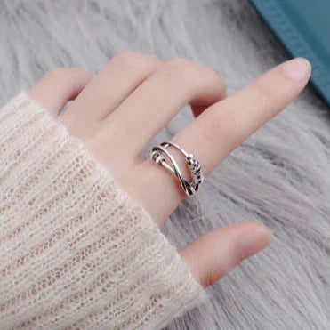 Women’s Spinner Ring, Elegant Design, Smooth Quiet Spinner, Stress Relief Accessory