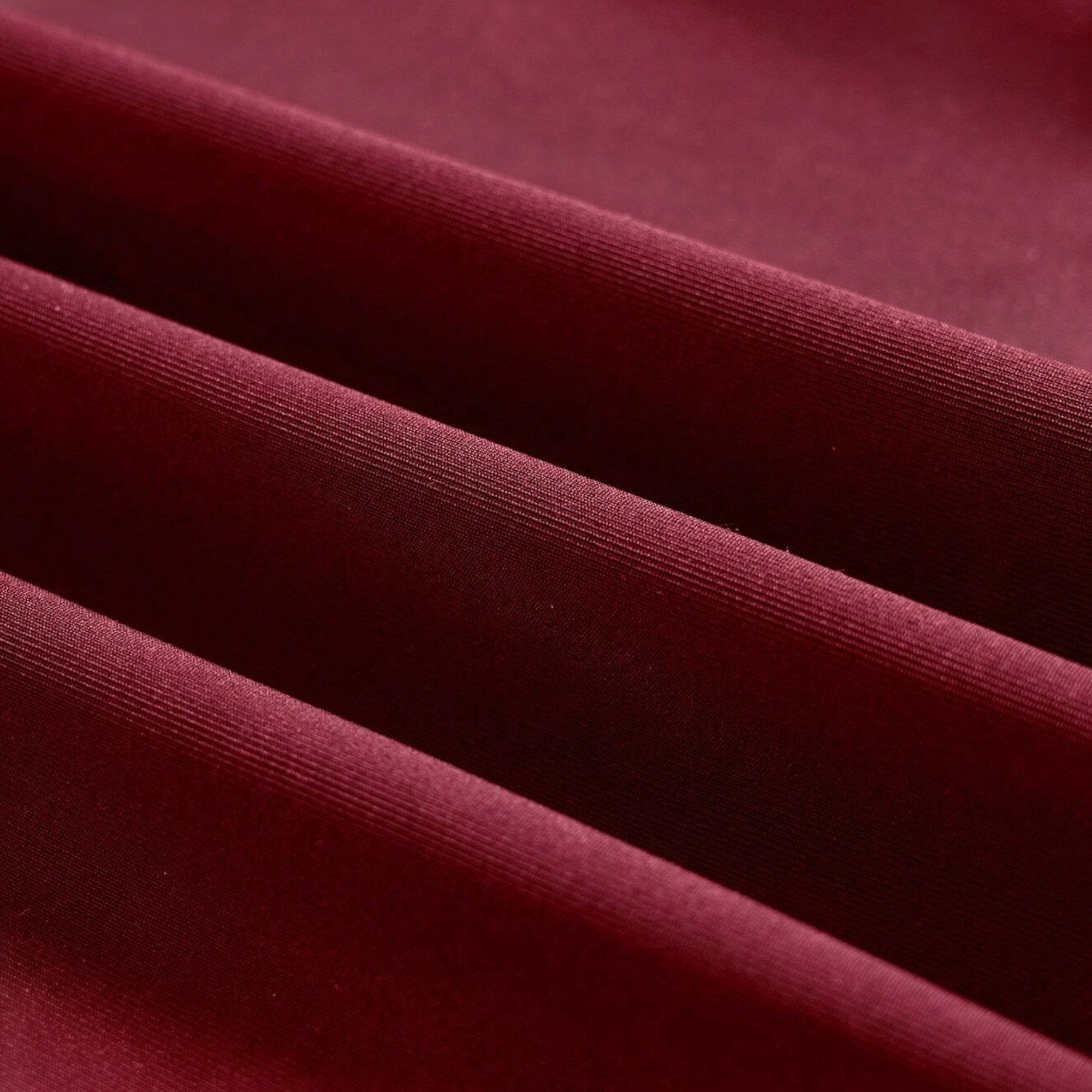 Women’s Evening Dress, Durable Fabric, Flattering Fit, Classic Style for Formal Occasions