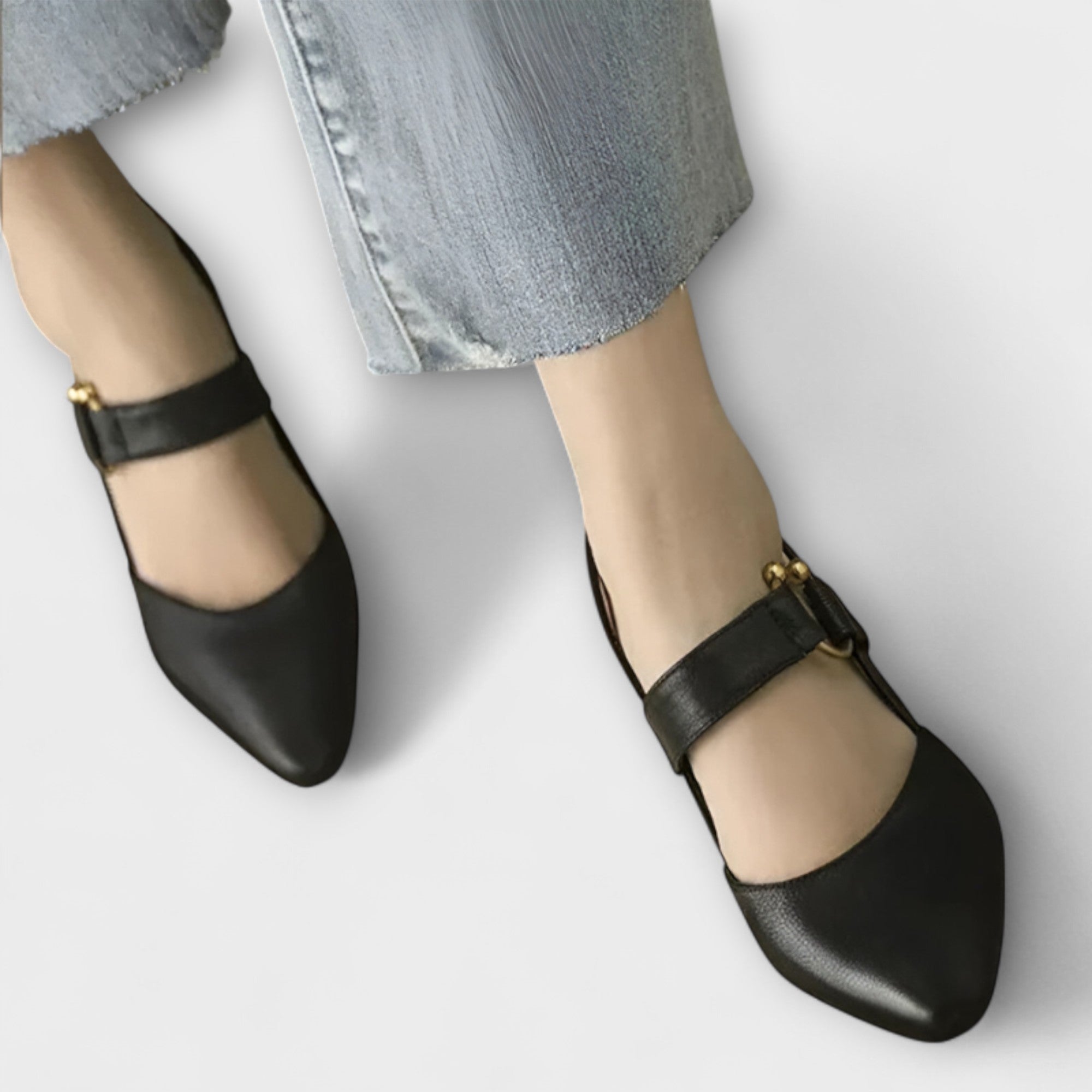 Women’s Heels with Spacious Toe Box, Arch Support, Ergonomic Cushioning, and Comfort Design