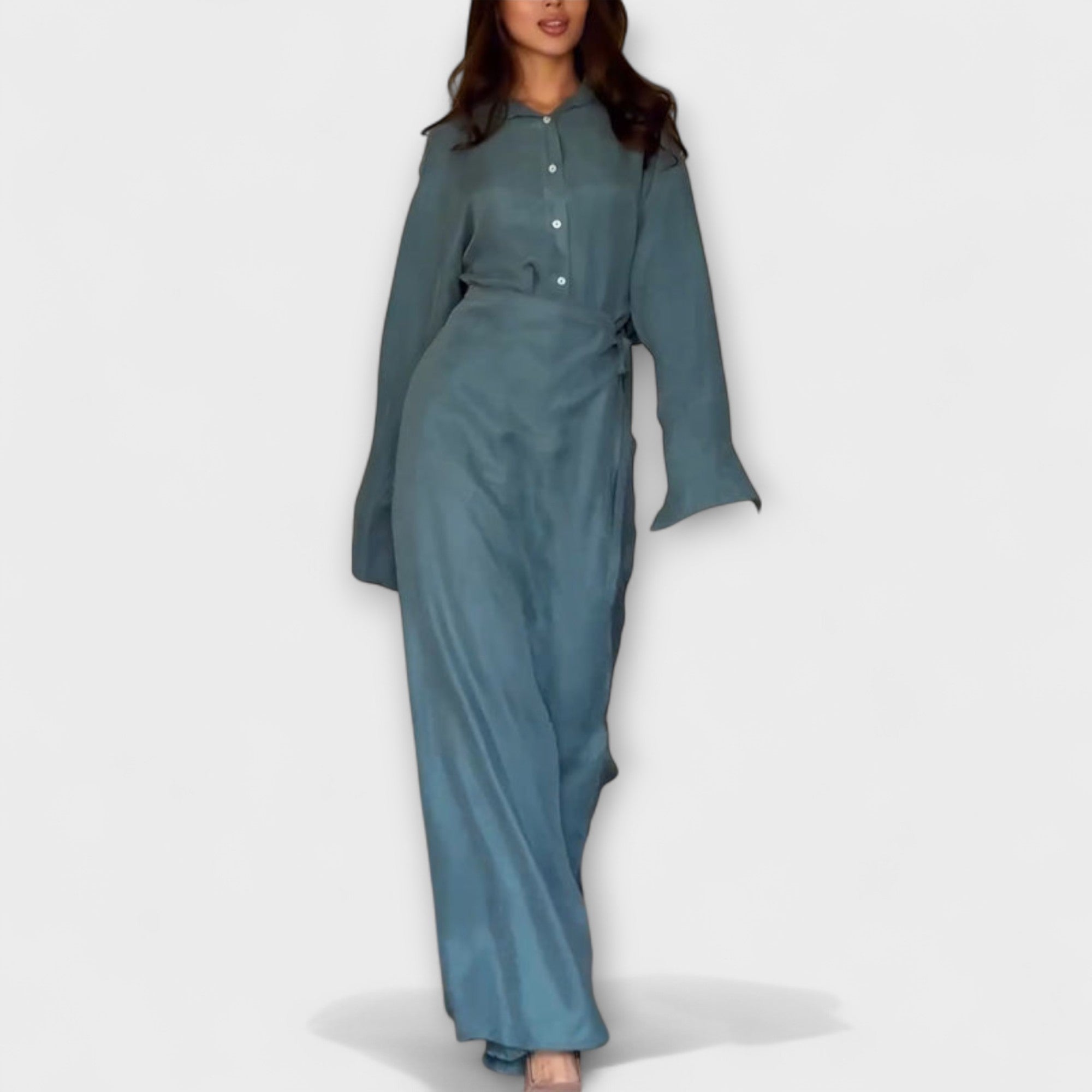 Women’s Lightweight Suit, Breathable Fabric, Comfortable Fit, Versatile for Layering and All Seasons