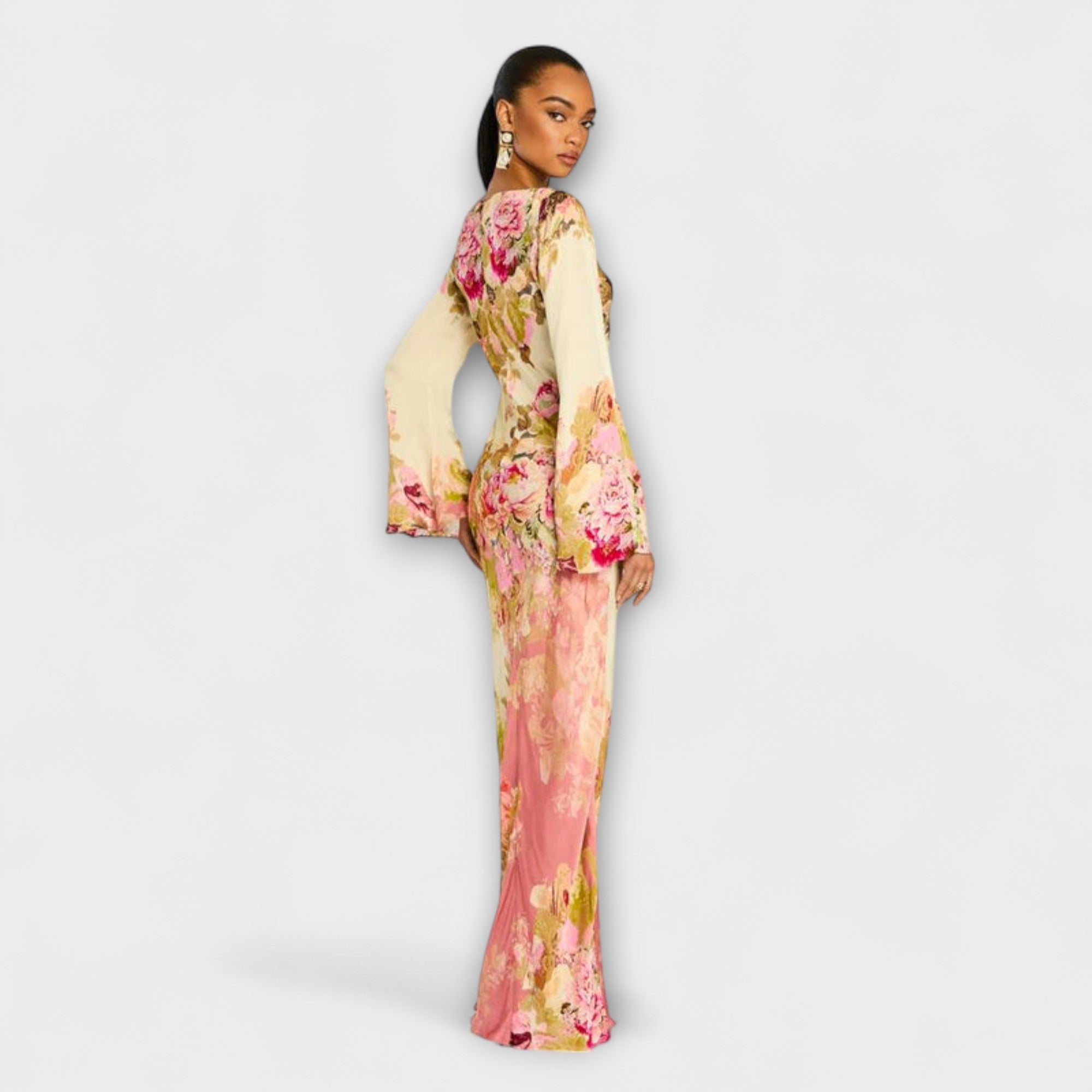 Women’s Maxi Dress, Vibrant Print, Sleeveless, V-Neck, Flattering Fit, Breathable Fabric