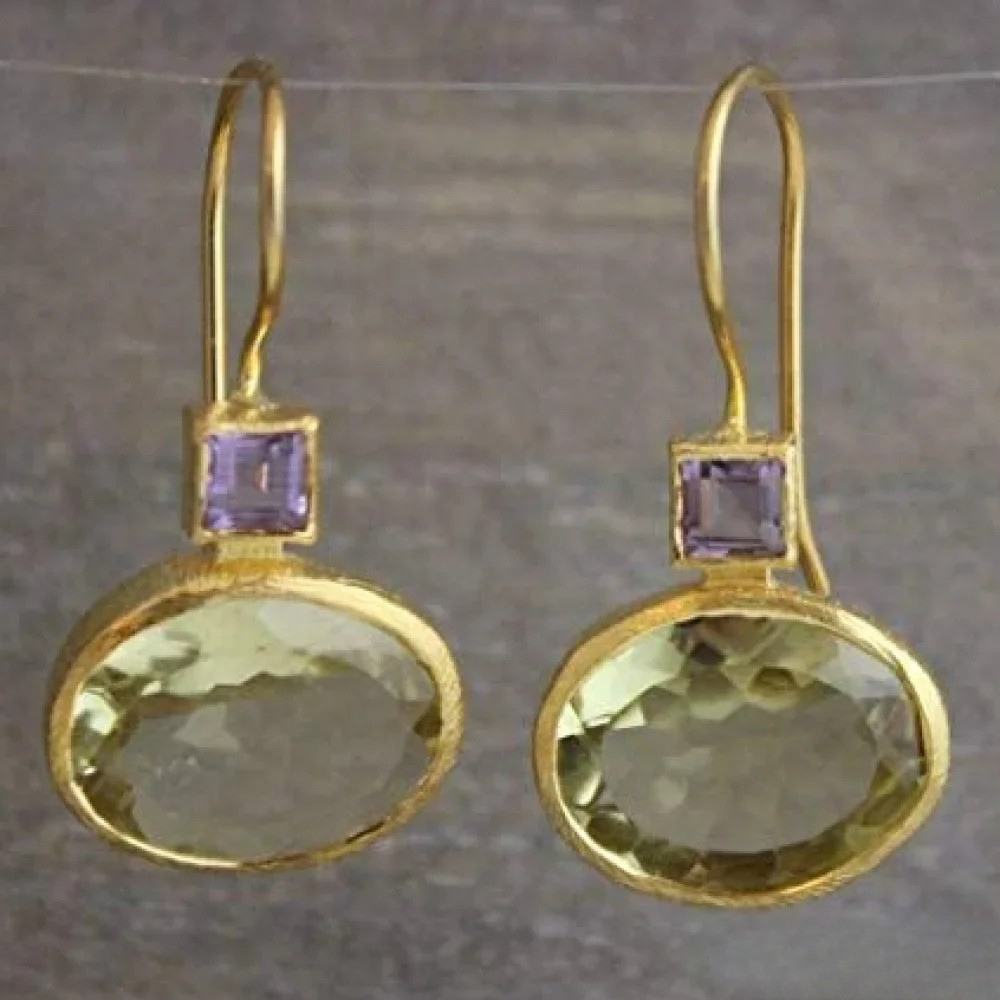 Women’s Metal Earrings, Durable High-Quality Construction, Polished Finish, Sparkling Design