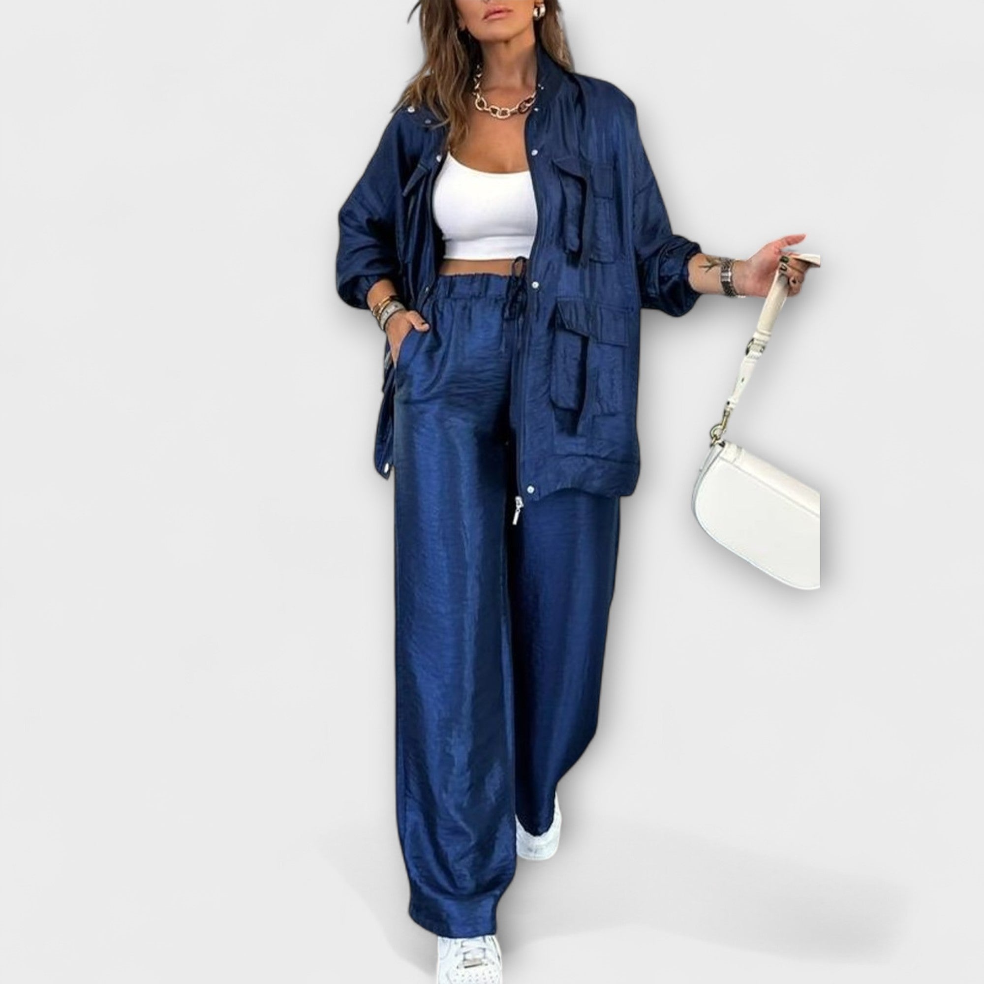 Women’s Tailored Fit Dress, Lightweight, Breathable Fabric, Functional Pockets, Modern Design