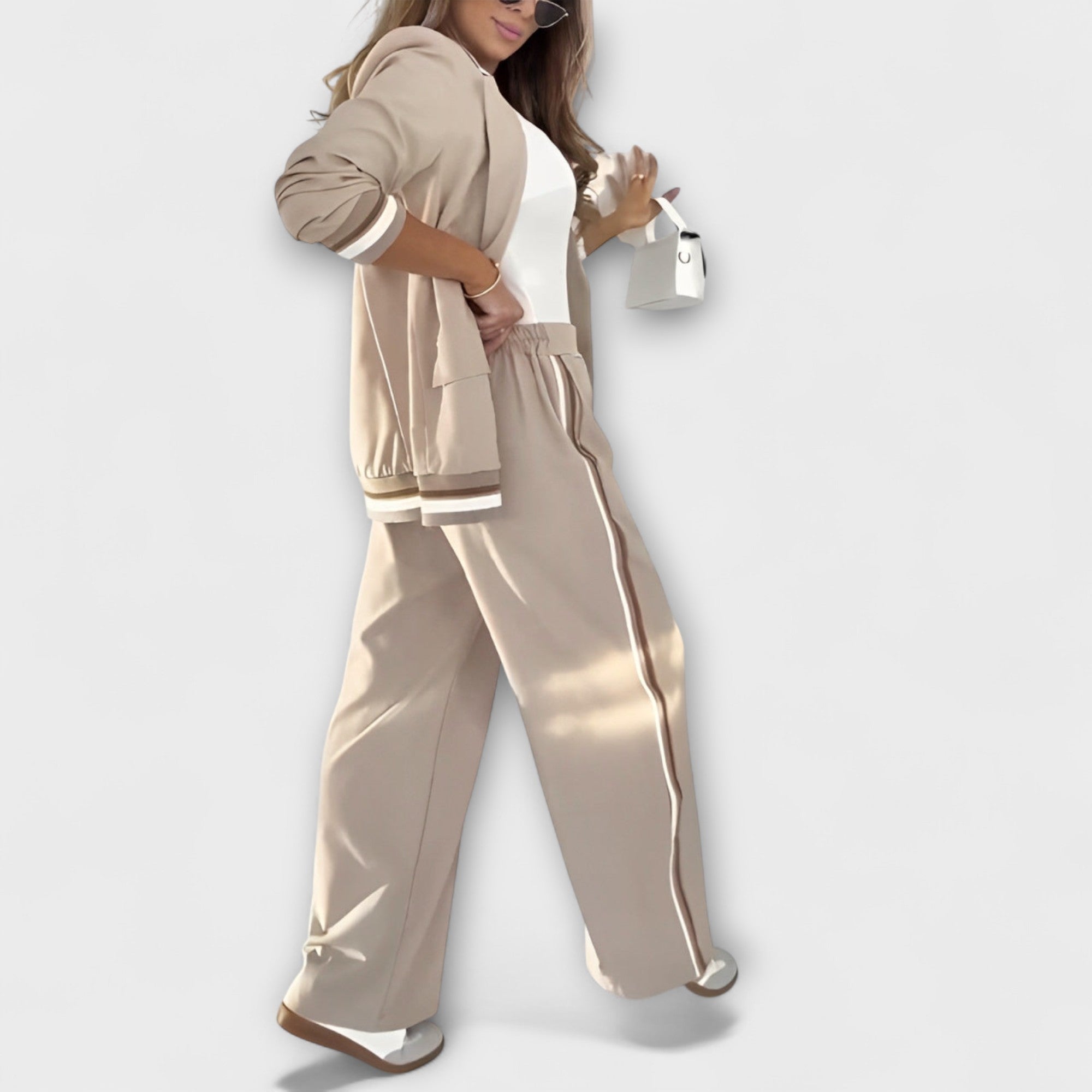 Women’s Two-Piece Blazer Suit Set, Tailored Blazer, Wide-Leg Trousers, Comfortable Fabric Blend