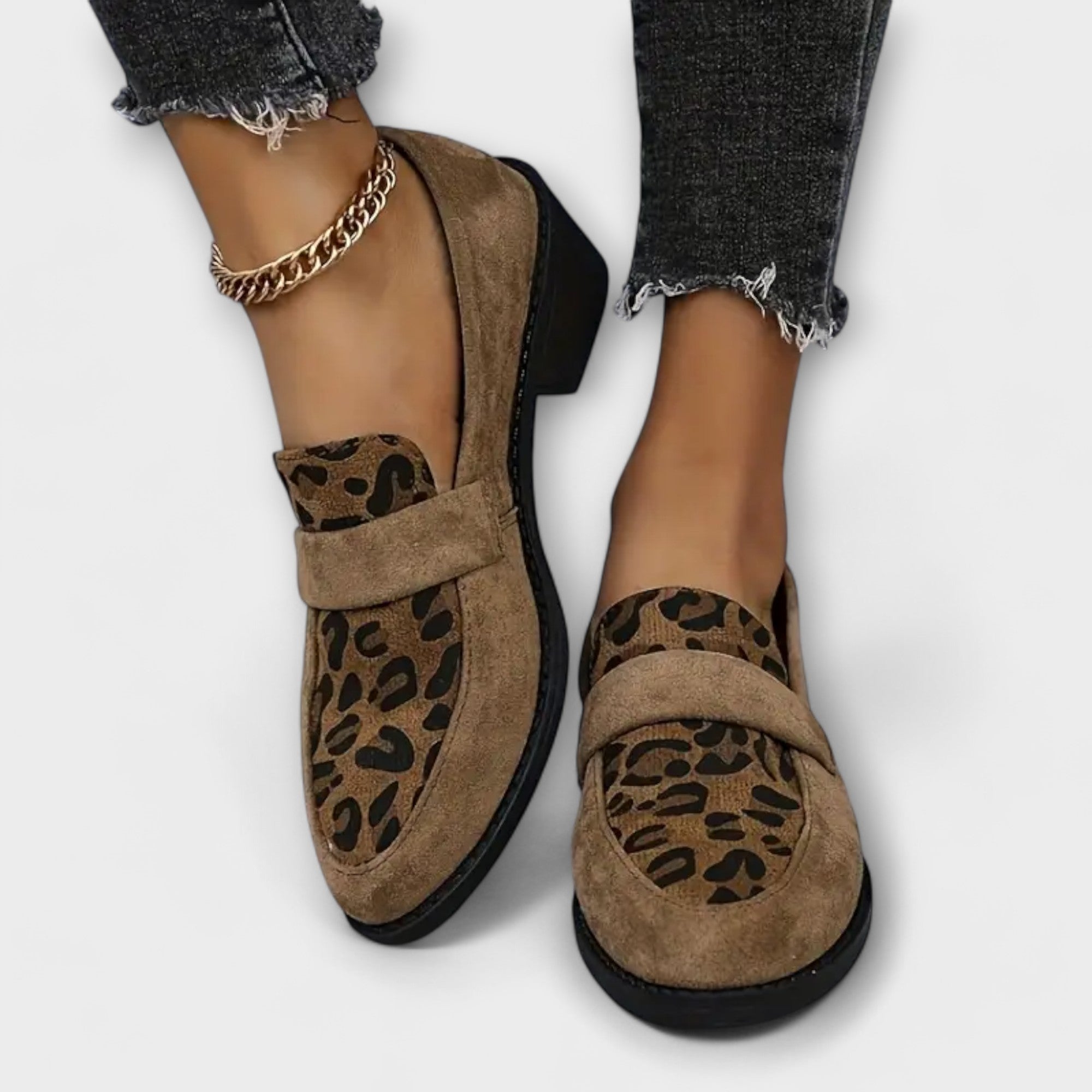 Women’s Leopard Print Shoes, Durable Non-Slip Sole, Versatile Casual to Semi-Formal Footwear